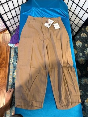 Comfort Stretch Khaki Chinos - Tan